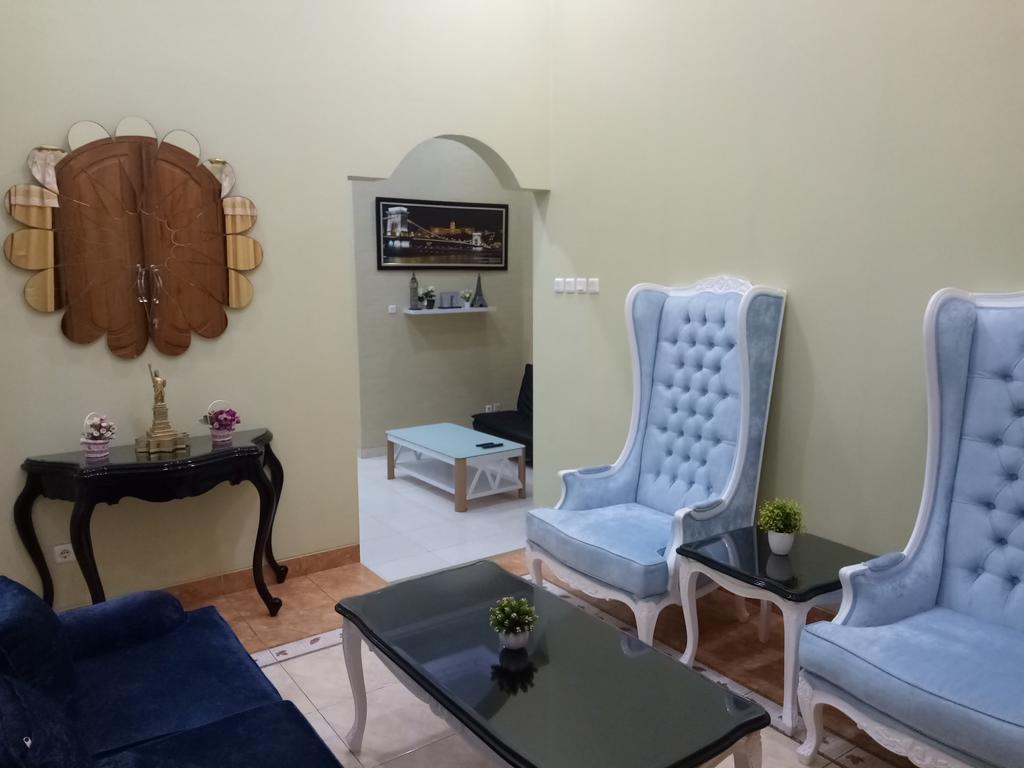 Nariska Suite Homestay Yogyakarta Exterior foto